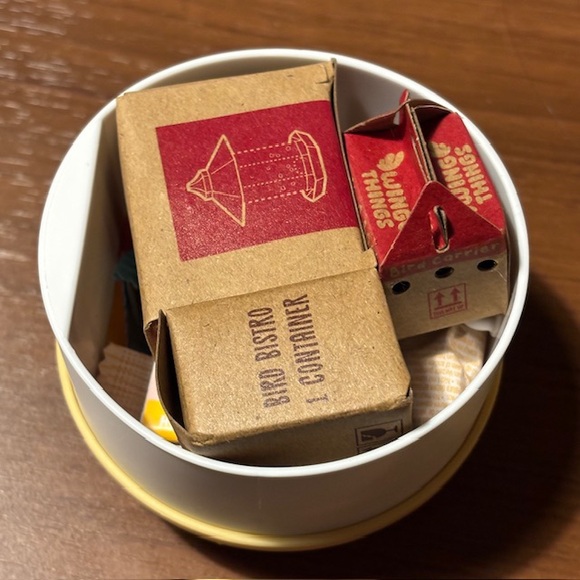 NEW MGA Miniverse Make It Mini Lifestyle Chickadee Bird Feeder - Picture 3 of 6